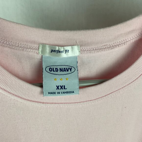 Old Navy T-shirt - Picture 4 of 9